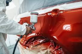 Pintura automotiva em cabine — acabamento espelhado